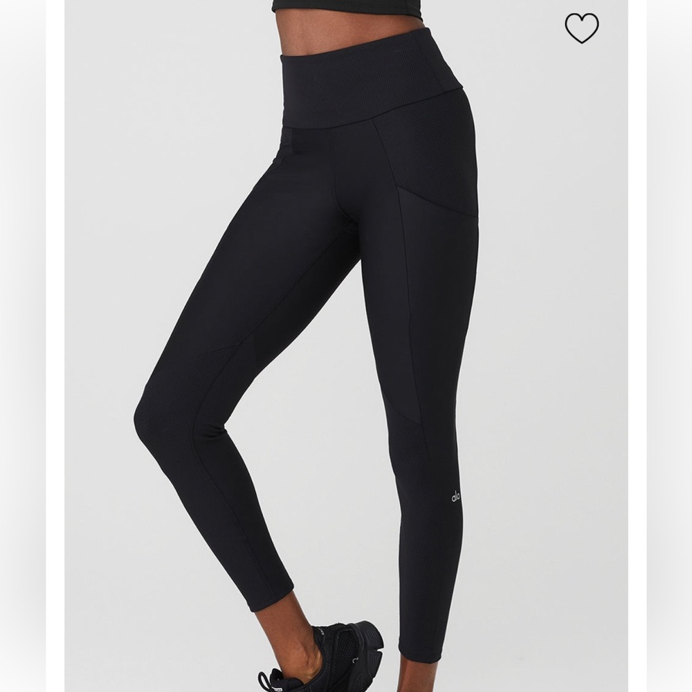 ALO ribbed Airlift High waist enchanted leggings 7/8